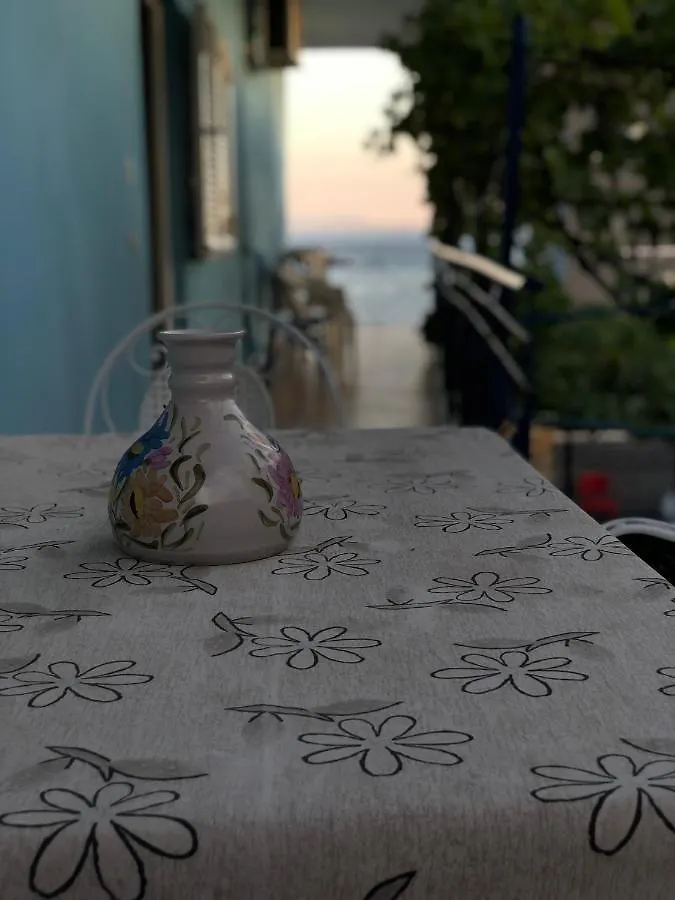 Dina House Apartment Himare